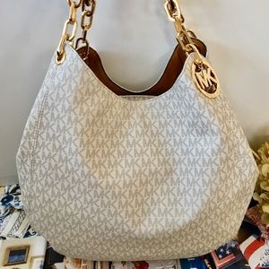 Michael Kors Vanilla Signature Fulton Bag